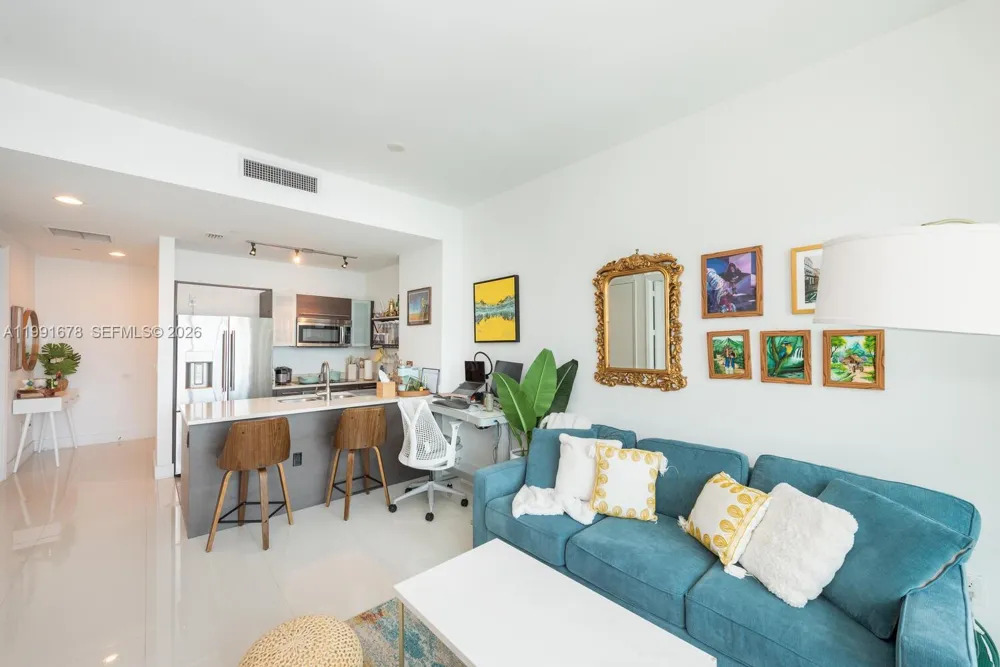 55 SE 6th St #4308 Miami, FL 33131