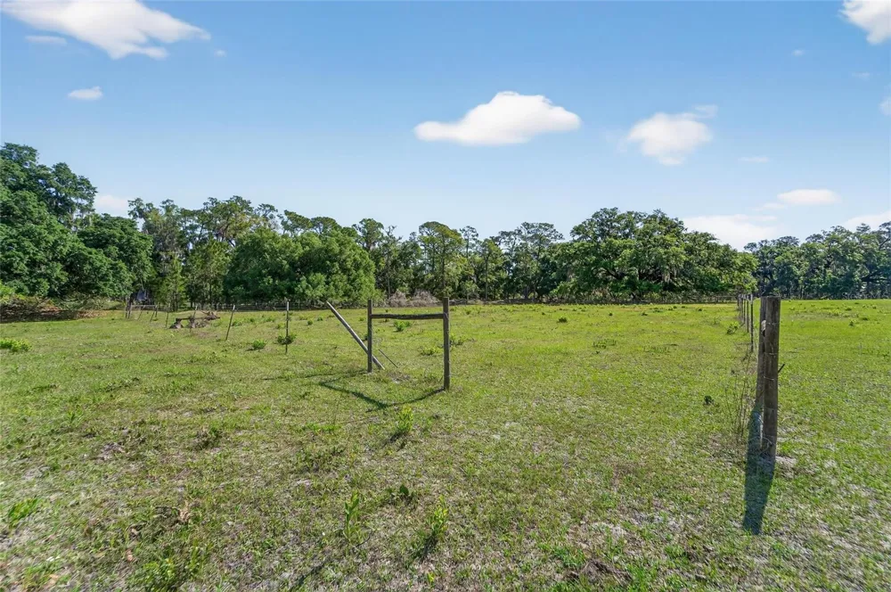 CARLTON ROAD Plant City, FL 33565