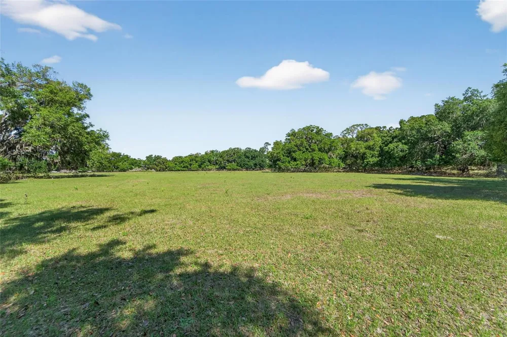 CARLTON ROAD Plant City, FL 33565