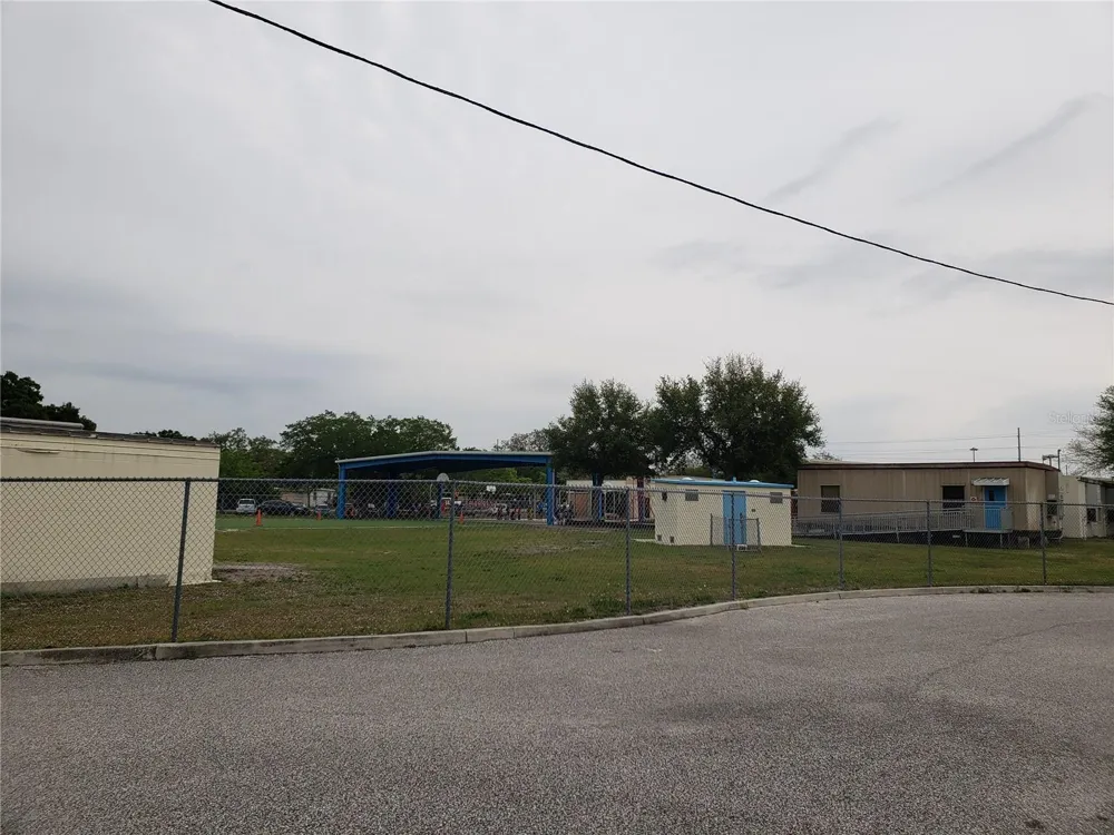 GROSSE AVENUE Tarpon Springs, FL 34689