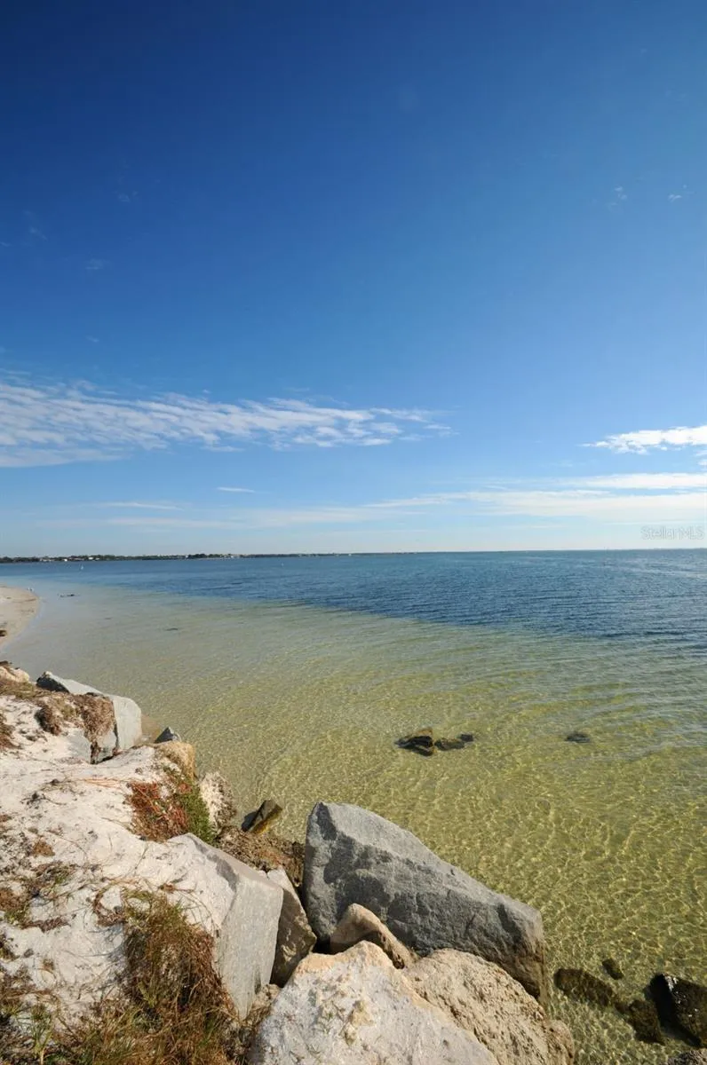 GROSSE AVENUE Tarpon Springs, FL 34689