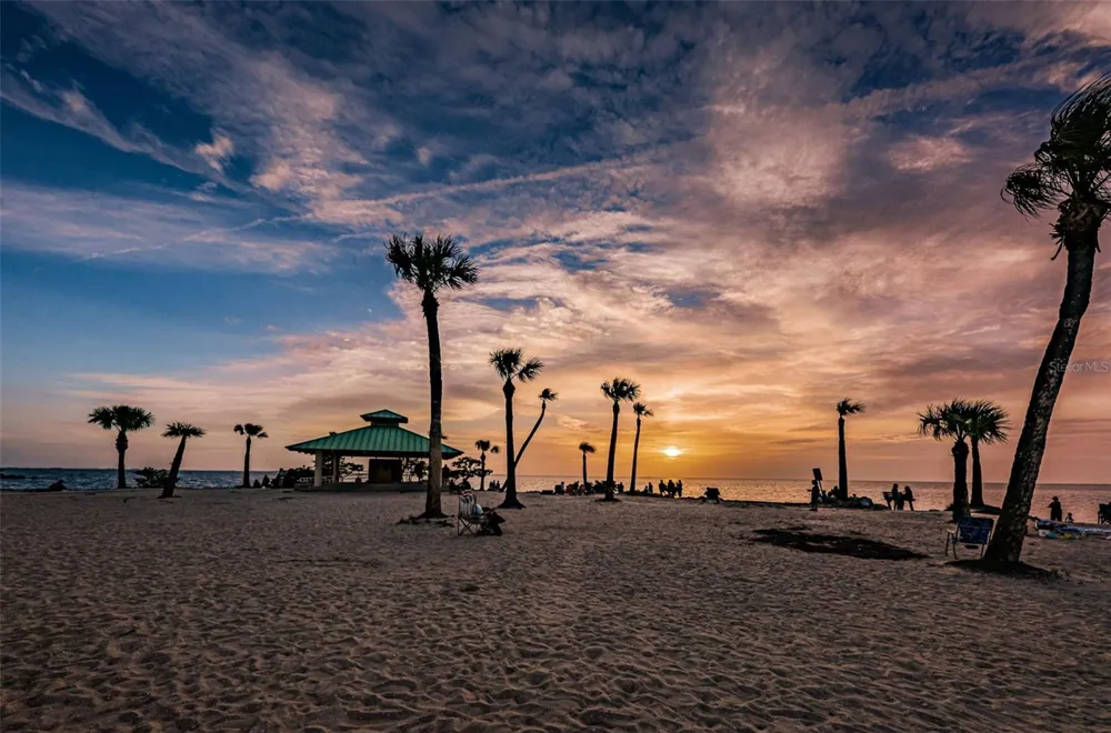 GROSSE AVENUE Tarpon Springs, FL 34689