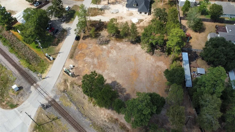 N Cripple Creek Drive Magnolia, TX 77354