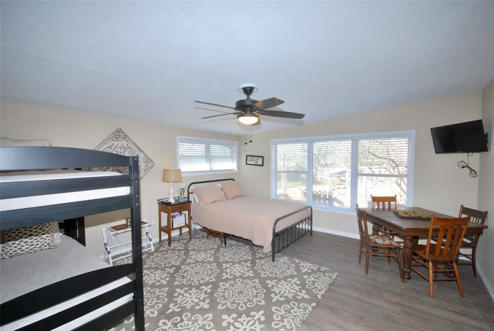 125 W Wallace Street Gonzales, TX 78629