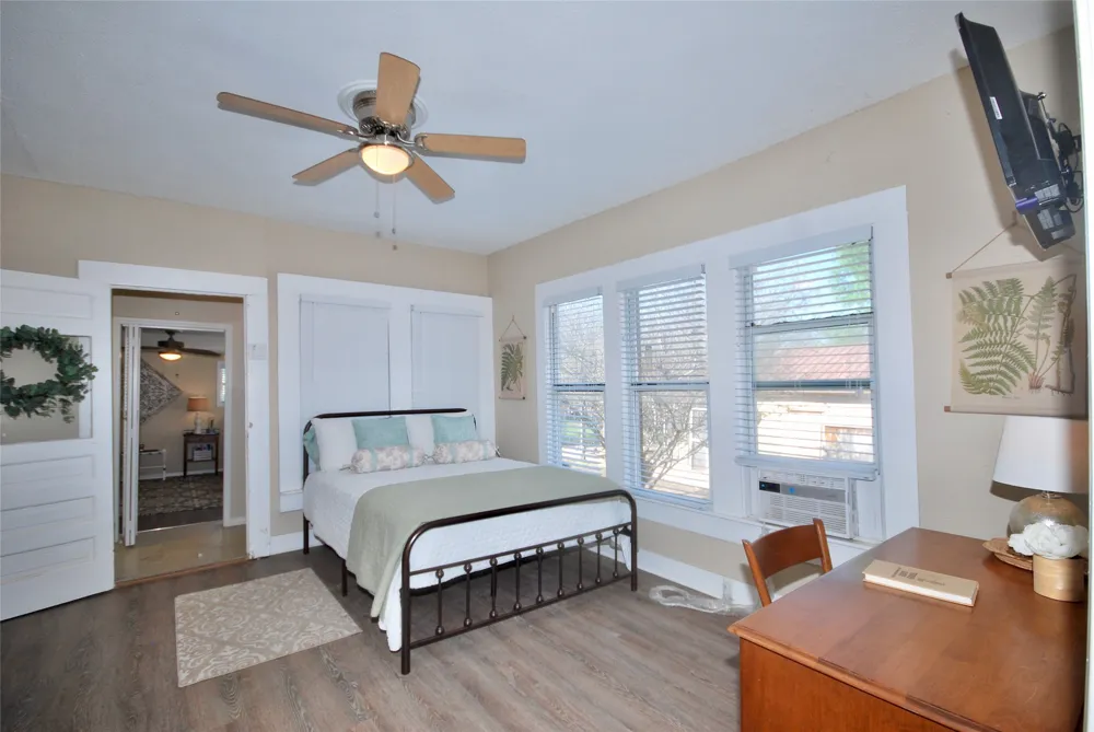 125 W Wallace Street Gonzales, TX 78629