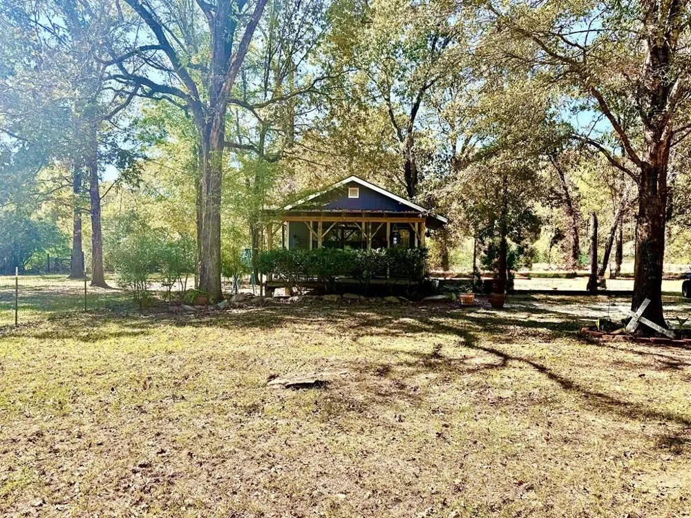 690 Jim Fenley Loop Lufkin, TX 75901