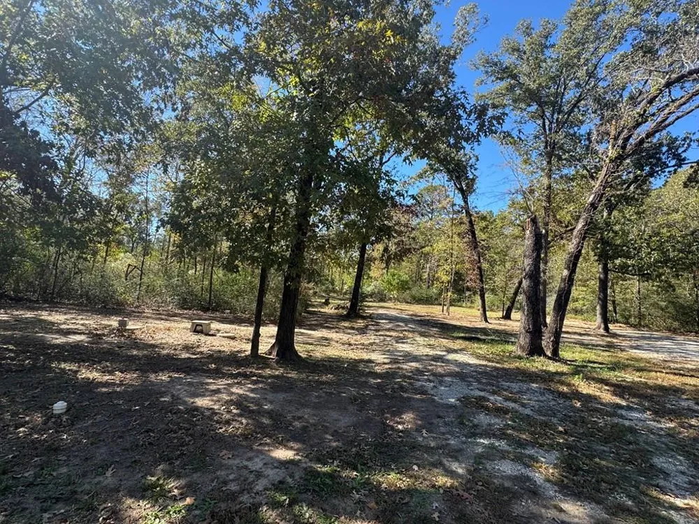 690 Jim Fenley Loop Lufkin, TX 75901
