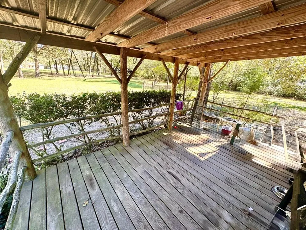 690 Jim Fenley Loop Lufkin, TX 75901