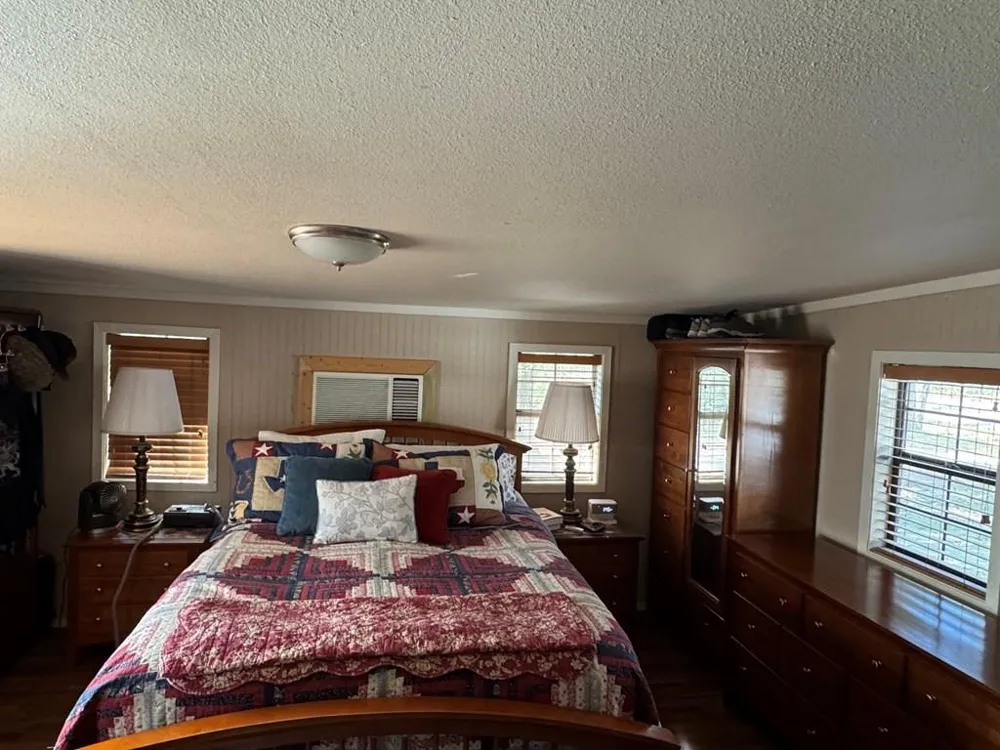 690 Jim Fenley Loop Lufkin, TX 75901