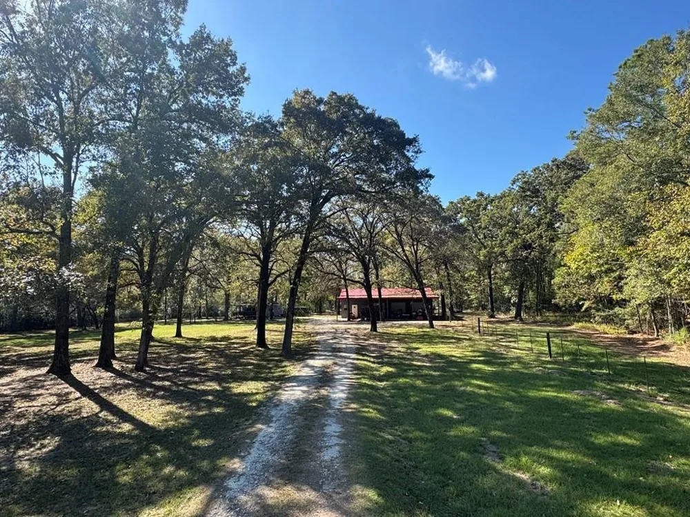 690 Jim Fenley Loop Lufkin, TX 75901