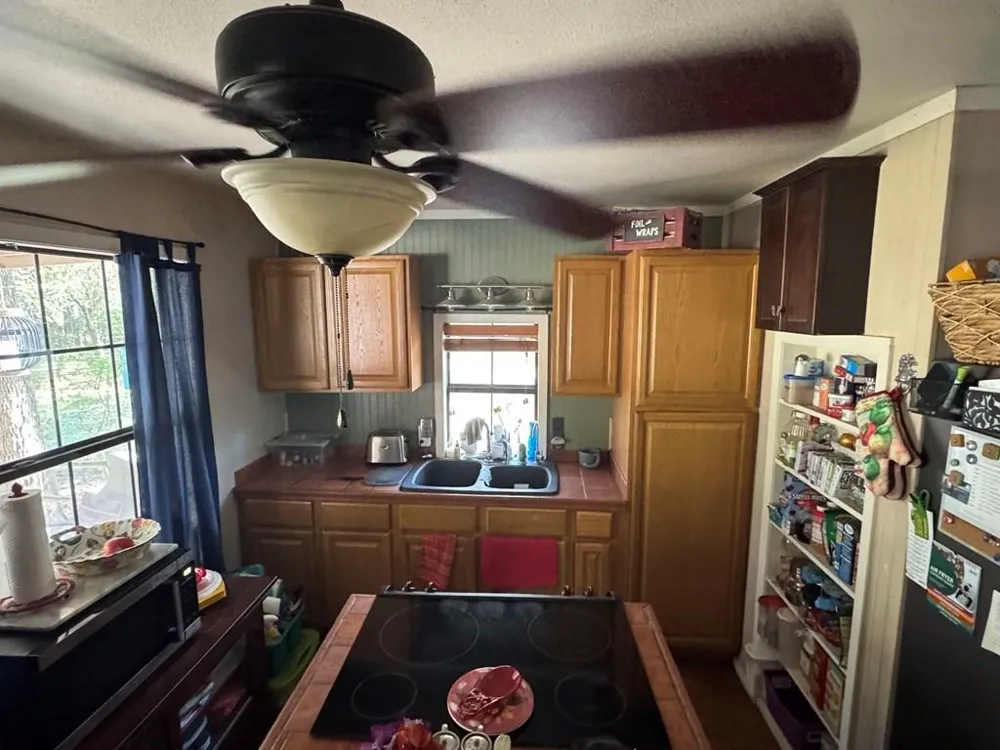 690 Jim Fenley Loop Lufkin, TX 75901