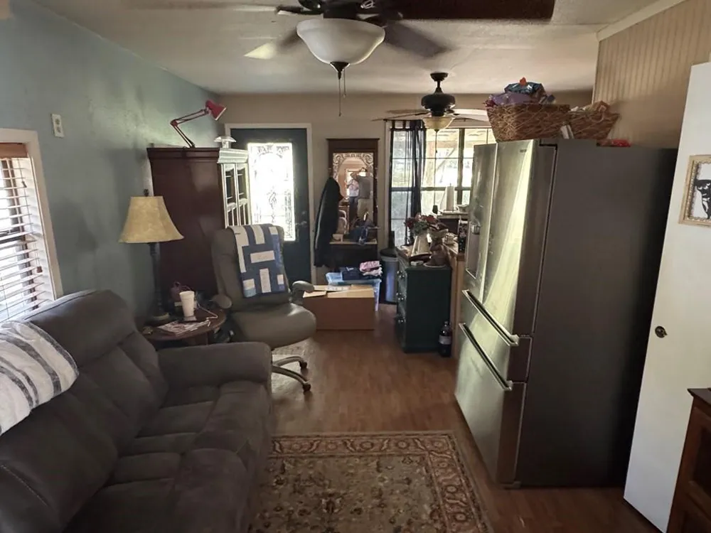 690 Jim Fenley Loop Lufkin, TX 75901
