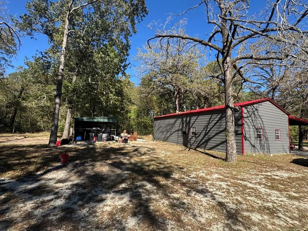 690 Jim Fenley Loop Lufkin, TX 75901