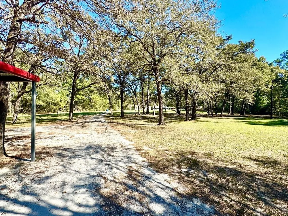 690 Jim Fenley Loop Lufkin, TX 75901