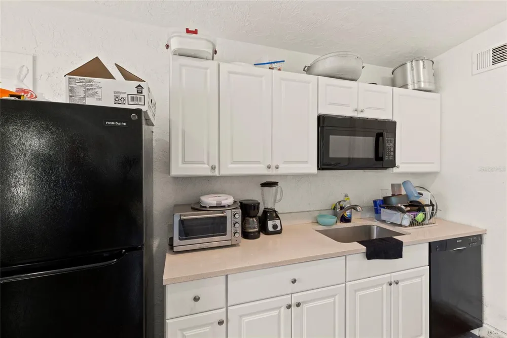 4821 ELFRIDA AVENUE Sarasota, FL 34235