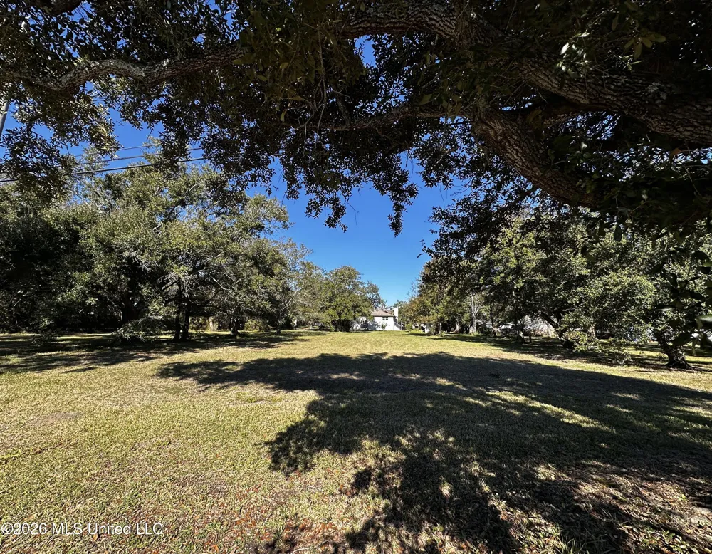 4307 Washington Avenue Pascagoula, MS 39581