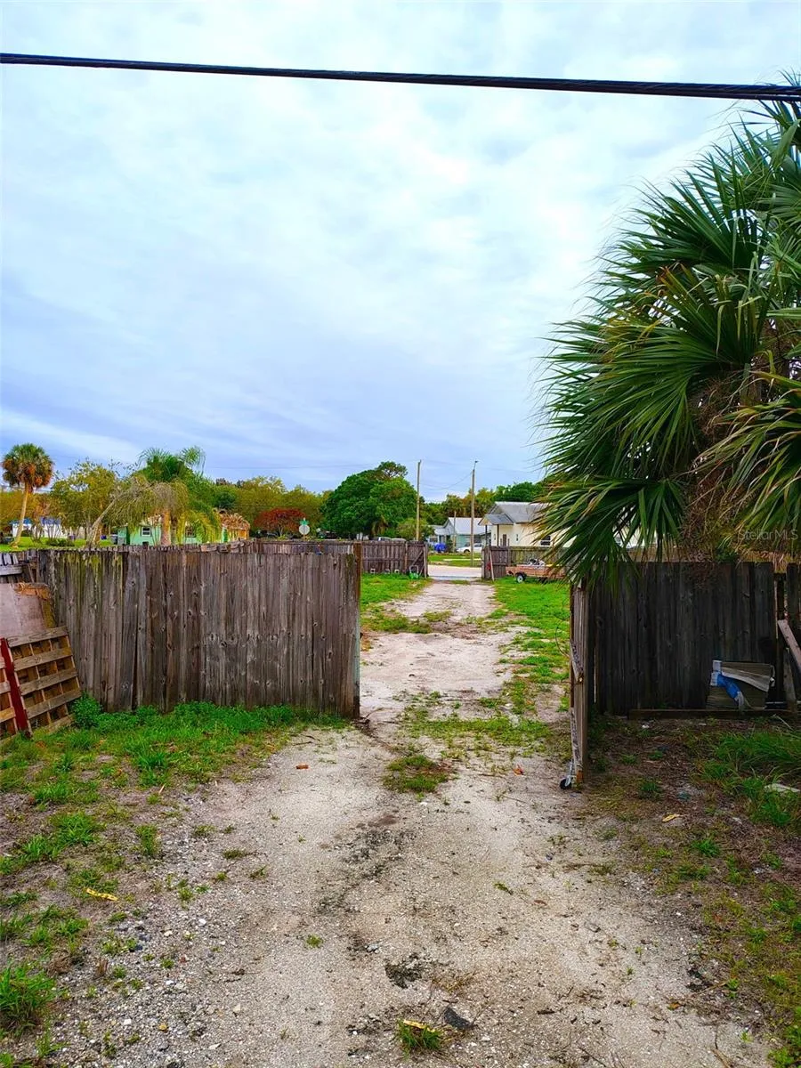 6430 86TH LANE Vero Beach, FL 32967