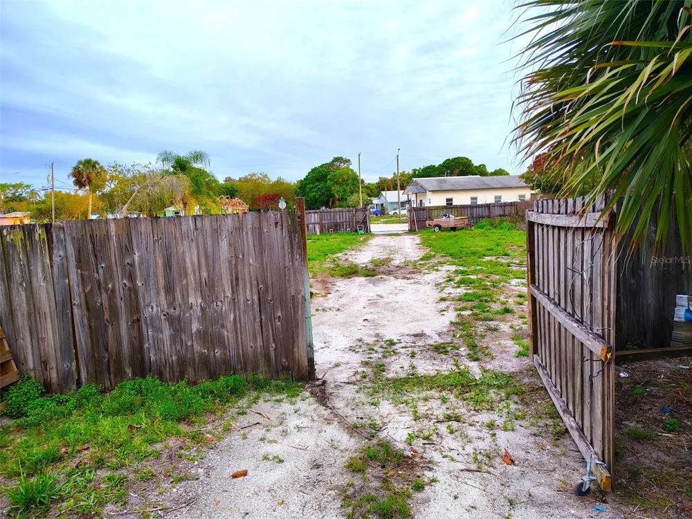 6430 86TH LANE Vero Beach, FL 32967