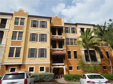 98 VIVANTE BOULEVARD #9834