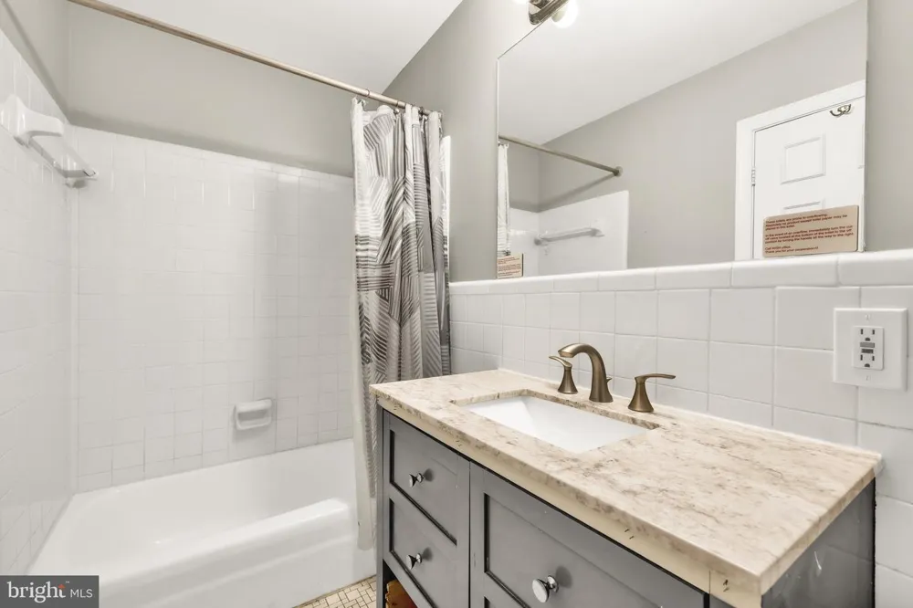 323 MARYLAND AVENUE NE Washington, DC 20002