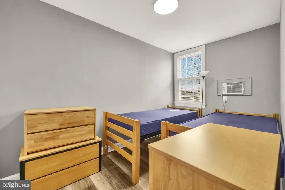 323 MARYLAND AVENUE NE Washington, DC 20002