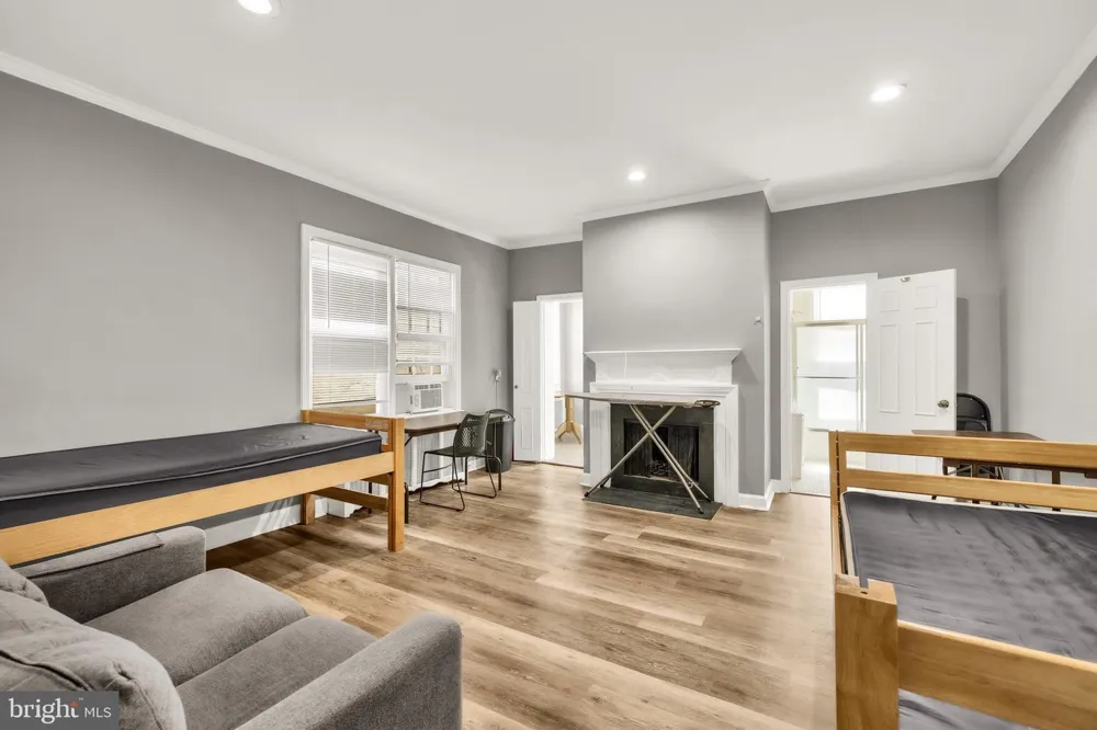 323 MARYLAND AVENUE NE Washington, DC 20002