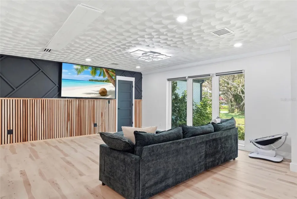 3931 W RIVERSIDE DRIVE Fort Myers, FL 33901