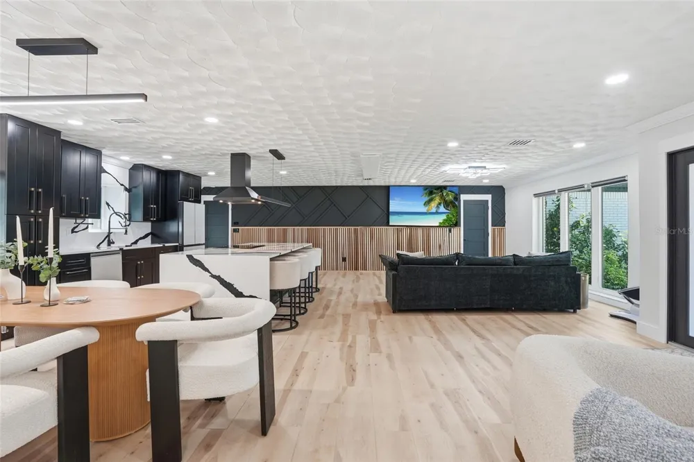 3931 W RIVERSIDE DRIVE Fort Myers, FL 33901