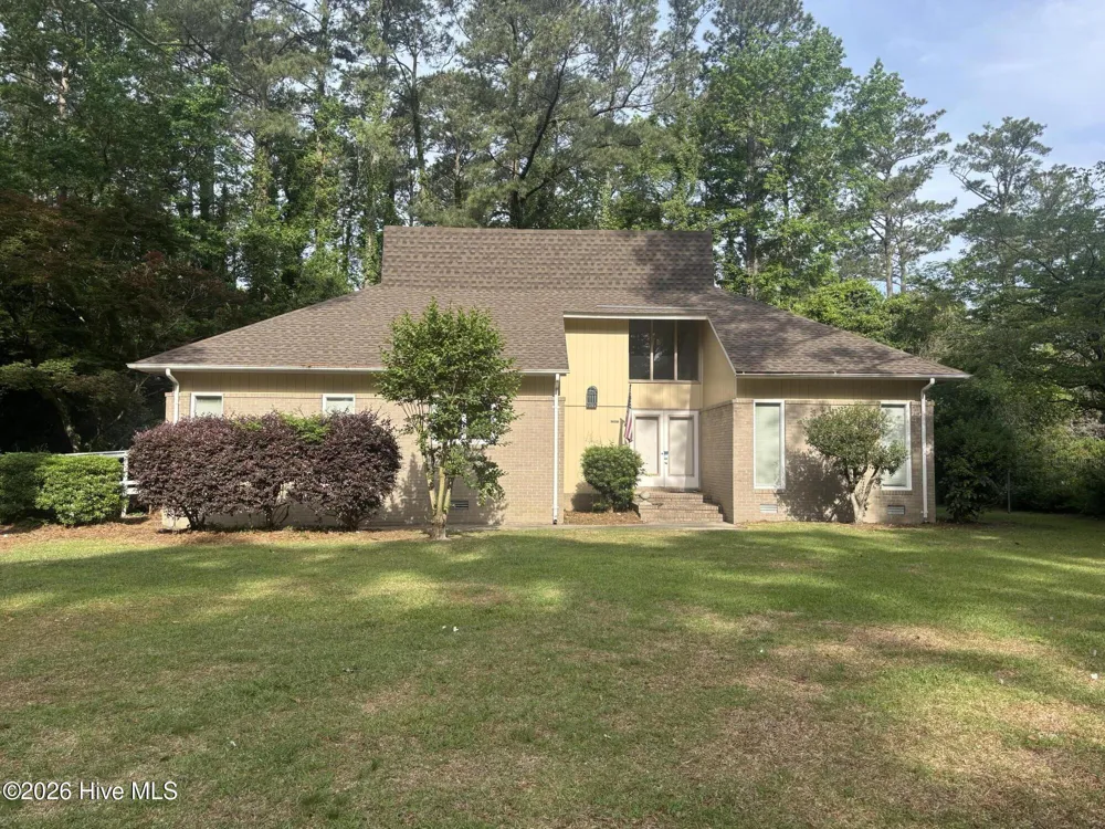 4512 W Fairway Drive Trent Woods, NC 28562