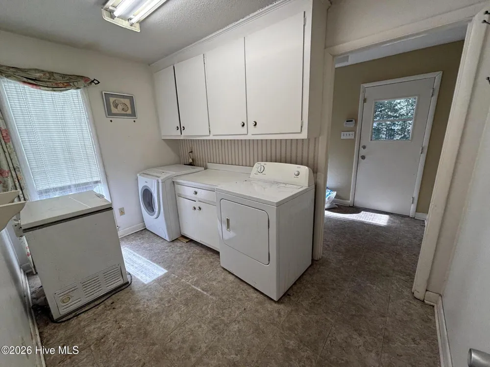 4512 W Fairway Drive Trent Woods, NC 28562