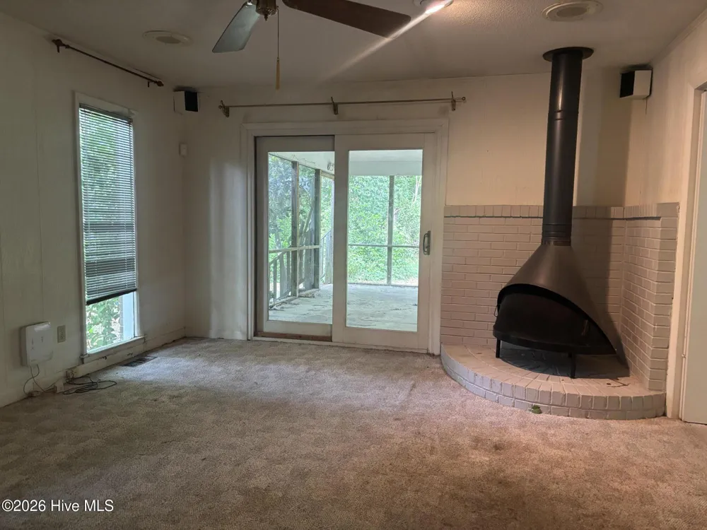 4512 W Fairway Drive Trent Woods, NC 28562