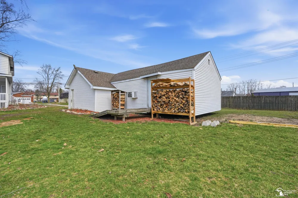 119 Redman Road Milan City, MI 48160