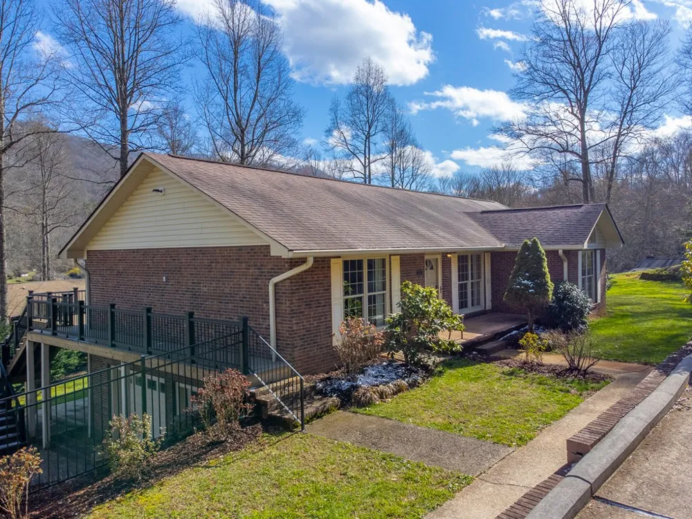 Sweeten Creek Road Robbinsville, NC 28771