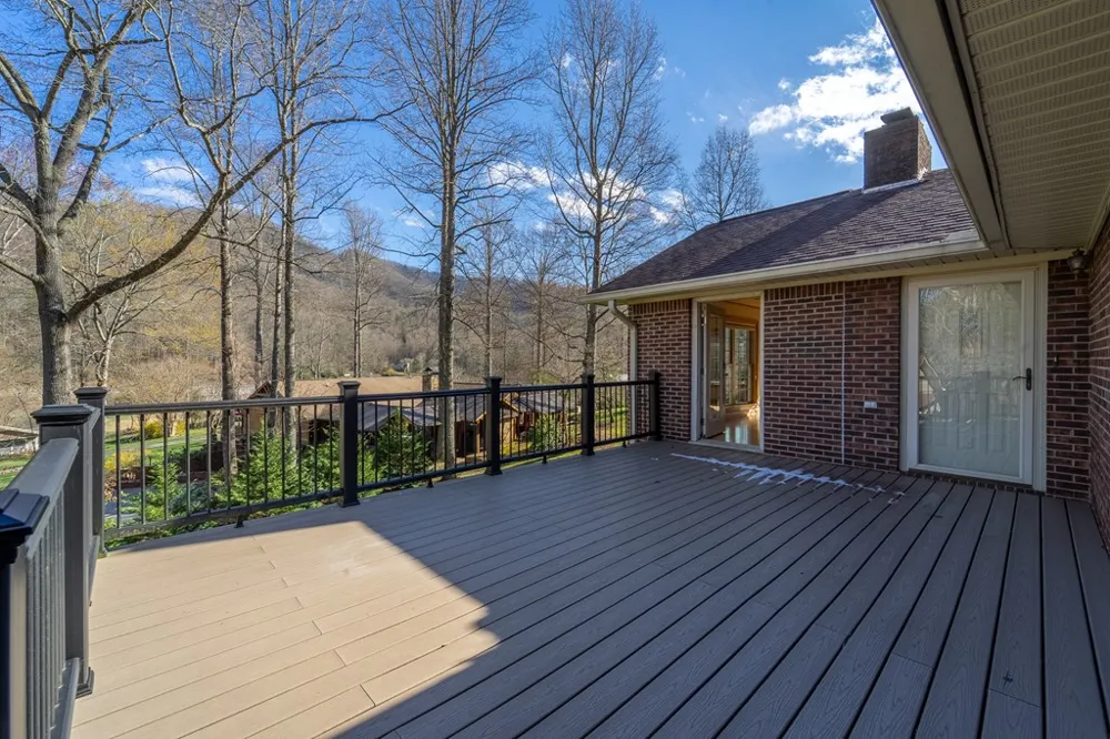 Sweeten Creek Road Robbinsville, NC 28771