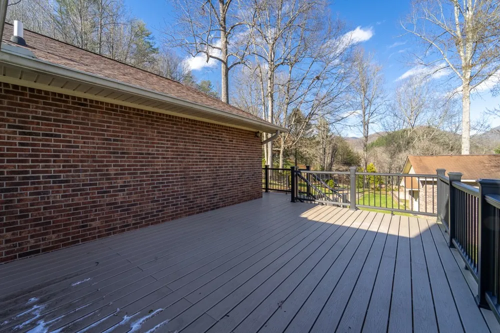 Sweeten Creek Road Robbinsville, NC 28771
