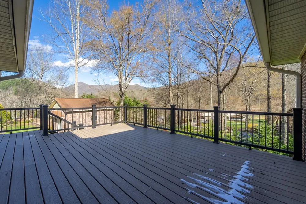 Sweeten Creek Road Robbinsville, NC 28771