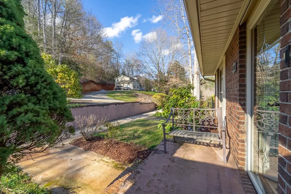 Sweeten Creek Road Robbinsville, NC 28771