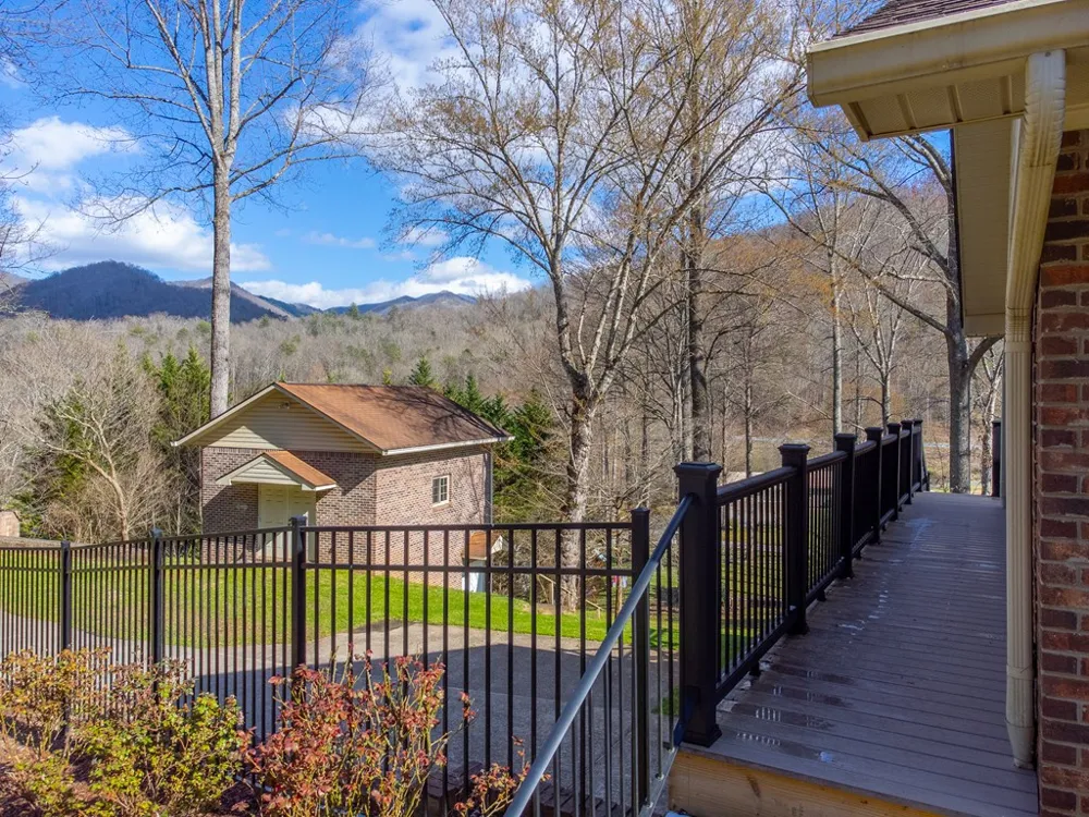 Sweeten Creek Road Robbinsville, NC 28771