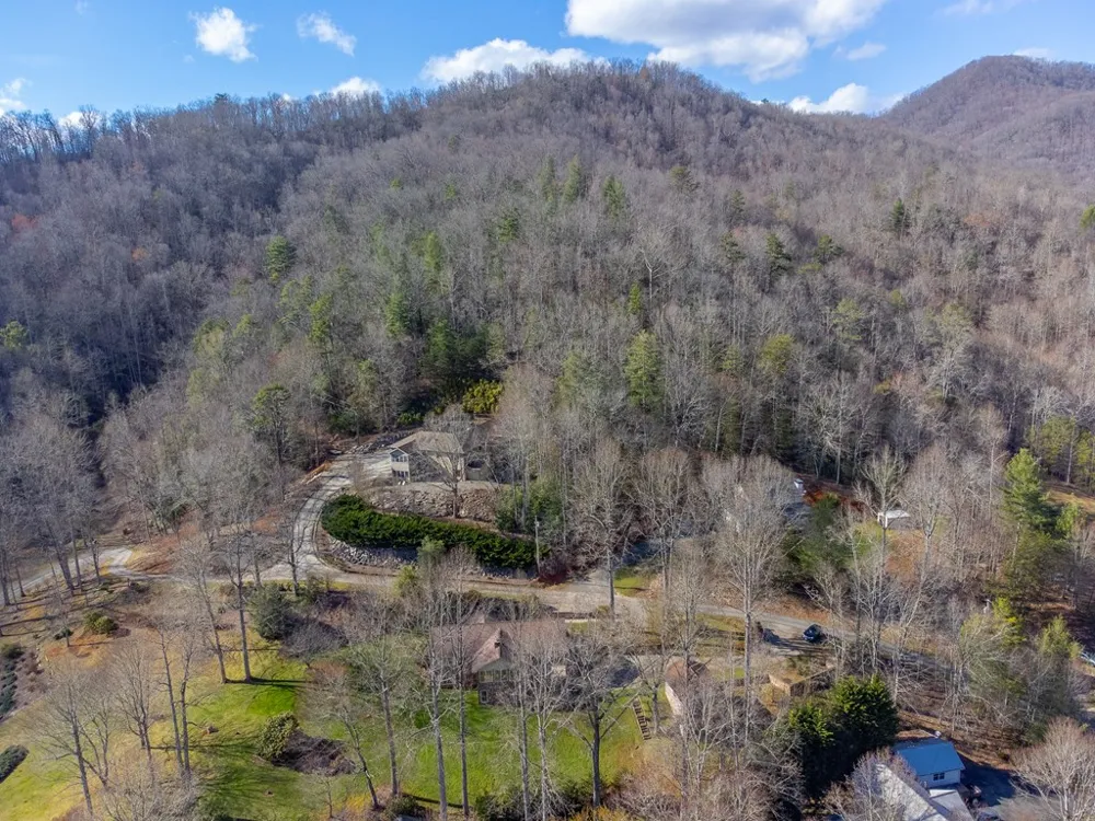 Sweeten Creek Road Robbinsville, NC 28771