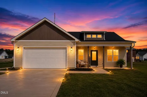 540 Broomcorn Lane