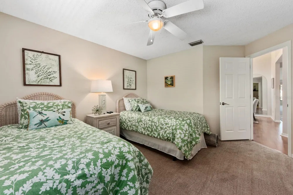 5656 ASHTON LAKE DRIVE #5656 Sarasota, FL 34231