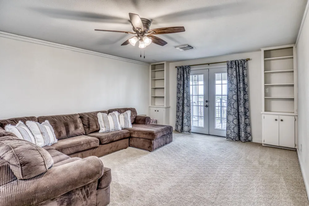 1289 Bluebonnet Ridge Drive Chappell Hill, TX 77426