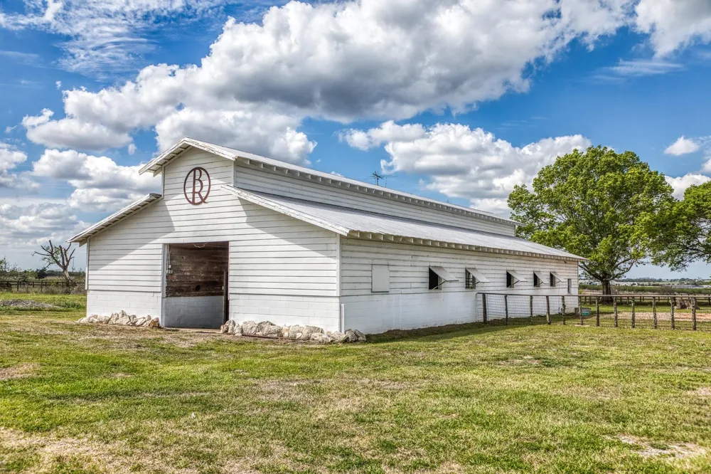 1289 Bluebonnet Ridge Drive Chappell Hill, TX 77426