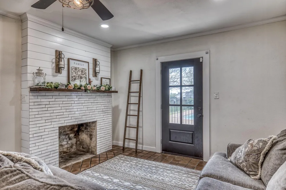 1289 Bluebonnet Ridge Drive Chappell Hill, TX 77426
