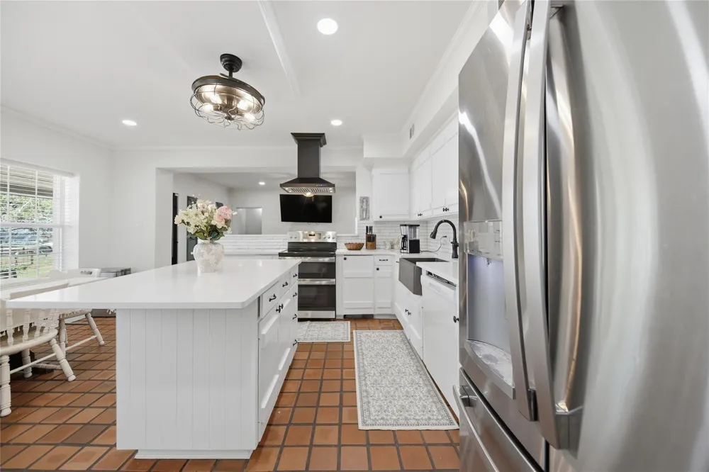 1289 Bluebonnet Ridge Drive Chappell Hill, TX 77426