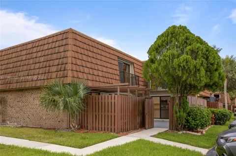 1170 SW 118th Ter