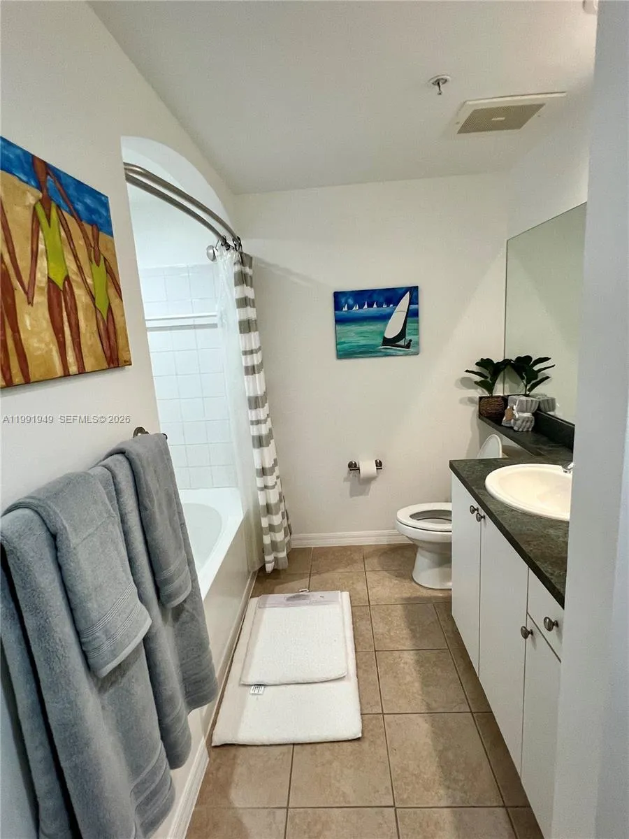 9172 Collins Ave #305 Surfside, FL 33154