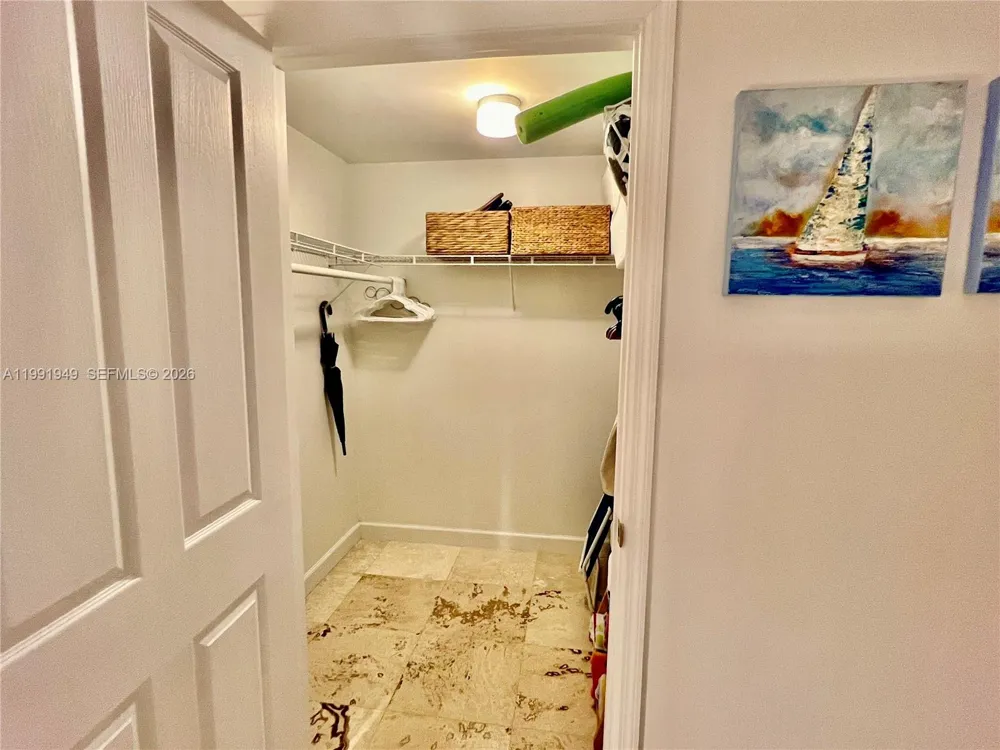9172 Collins Ave #305 Surfside, FL 33154