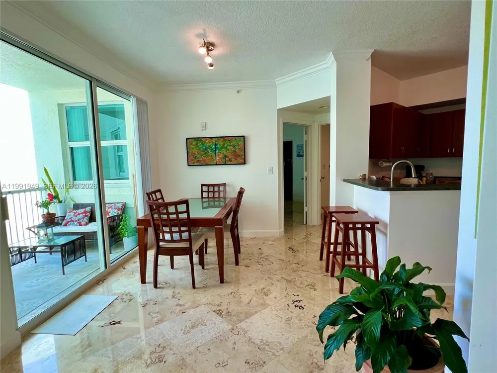 9172 Collins Ave #305 Surfside, FL 33154