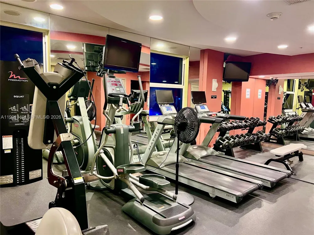 9172 Collins Ave #305 Surfside, FL 33154